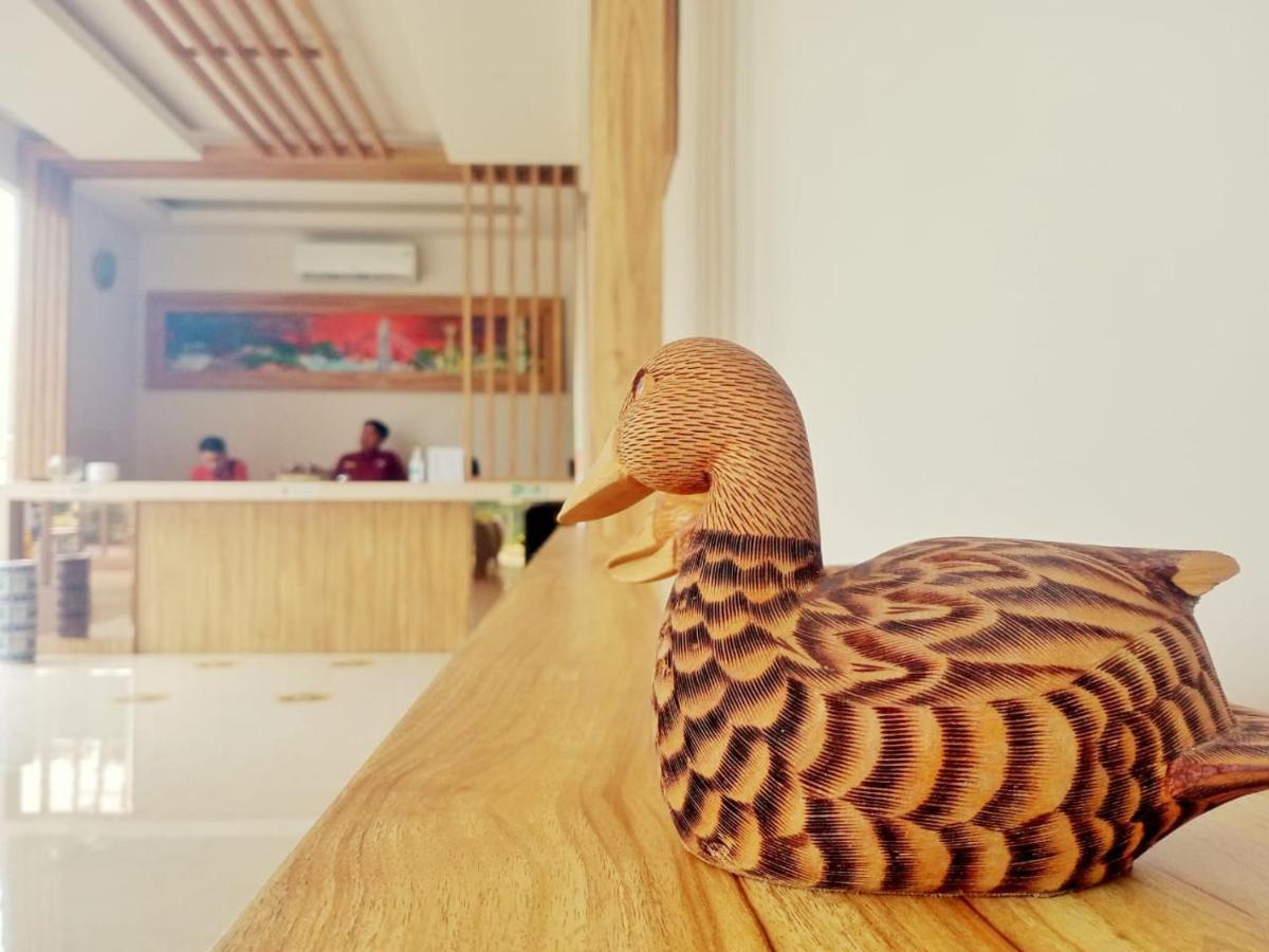 Oyo 90102 Edotel Hotel By Dbest Hospitality Bandung Ngoại thất bức ảnh
