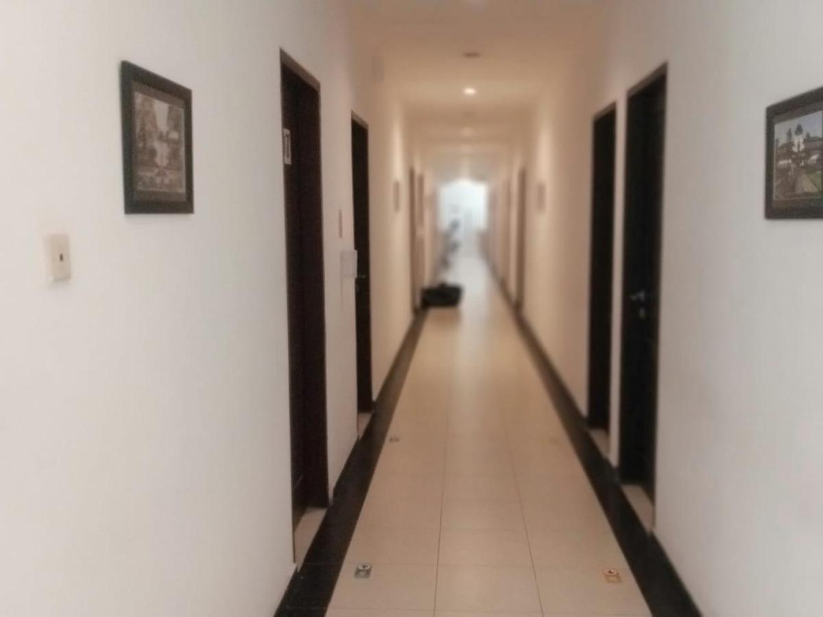 Oyo 90102 Edotel Hotel By Dbest Hospitality Bandung Ngoại thất bức ảnh